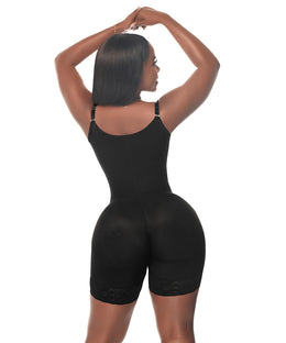 Faja postoperatoria con broches frontales:  Ajuste progresivo y soporte ( REF. C-002- C-102 )